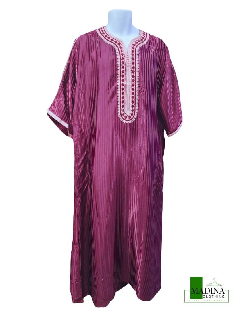 The Royal Zayan Moroccan Jubba represents nobility and spiritual grace. Its deep purple tone symbolizes wisdom and refinement, while the Moroccan cut delivers a luxurious yet modest look. A standout choice for special occasions and those who prefer bold elegance. Key Highlights: Royal purple premium finish Authentic Moroccan-style cut Comfortable for long wear Ideal for Eid, events & gifting (2)